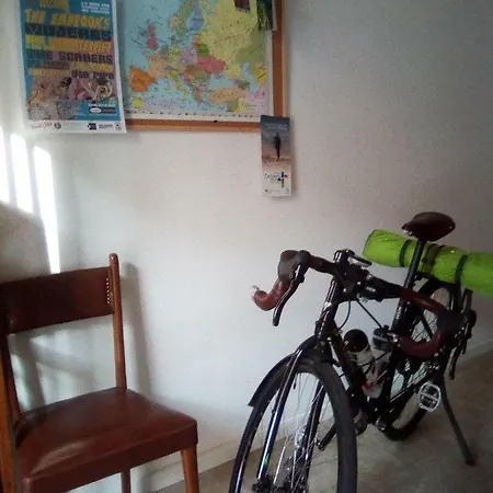 阿勒格洛旅馆 旅馆