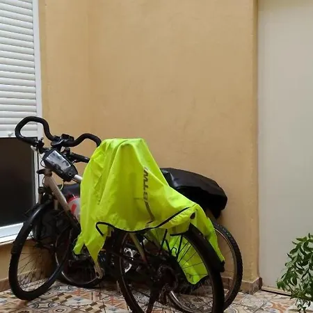 Allegro Albergue Santander